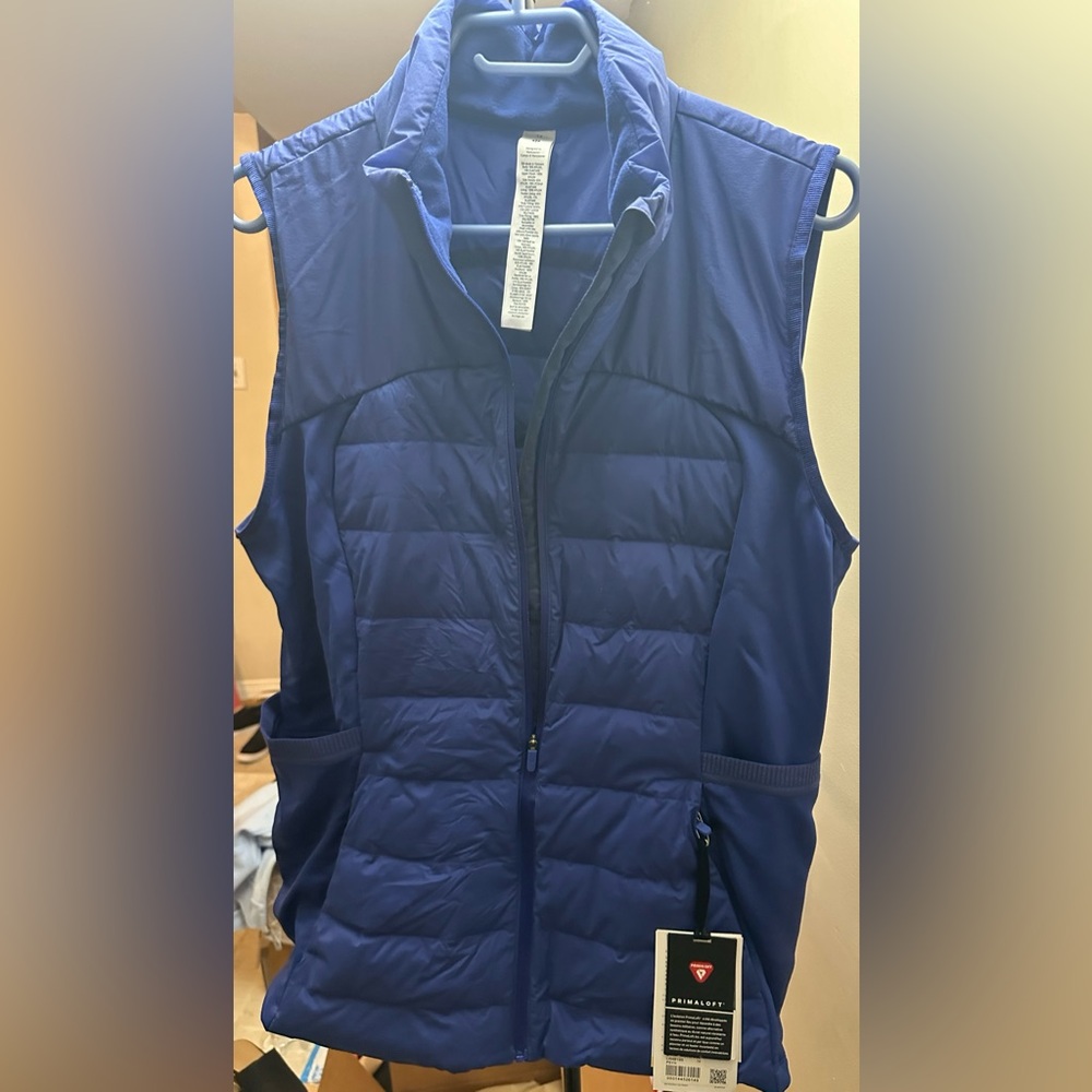 Lululemon down for it all vest still has tags on it never worn